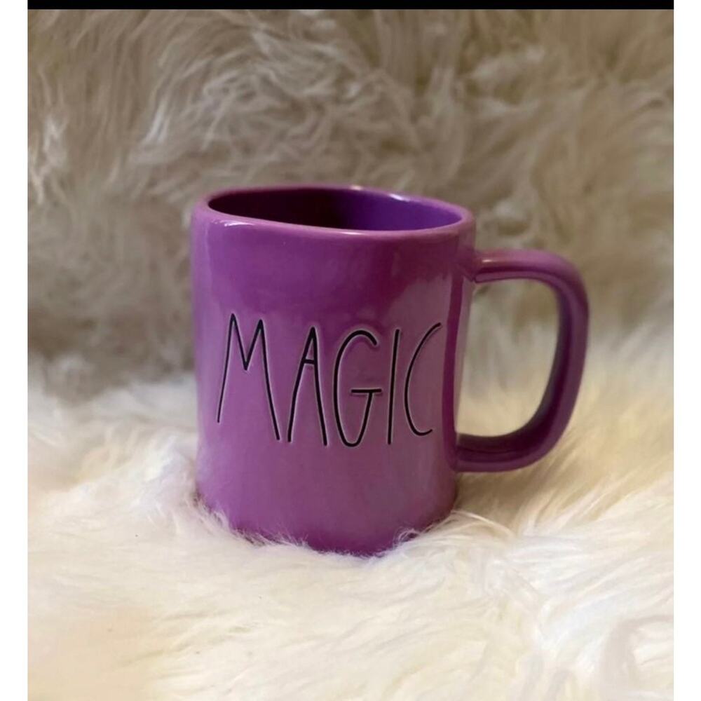 Rae Dunn Magic Purple Mug‎